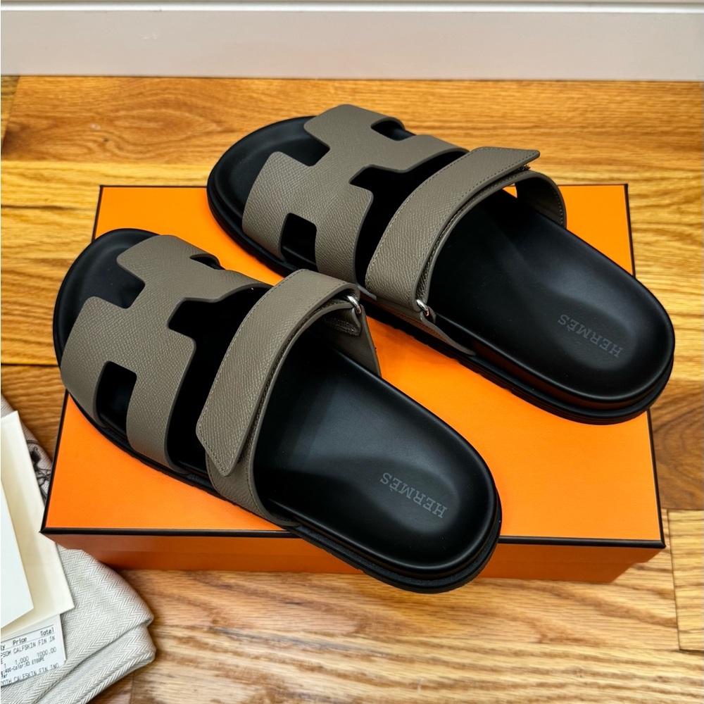 Women's Taupe Leather Oran Slide Sandals - Picture 3 of 10